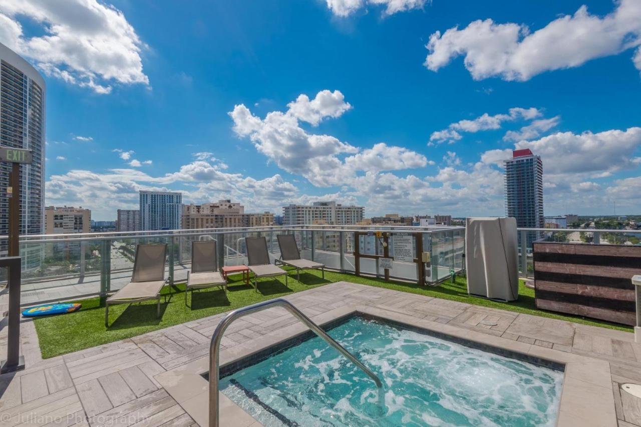 הלנדל ביץ' Ocean View 1 Bed On The Beach 19Th Floor Hollywood מראה חיצוני תמונה