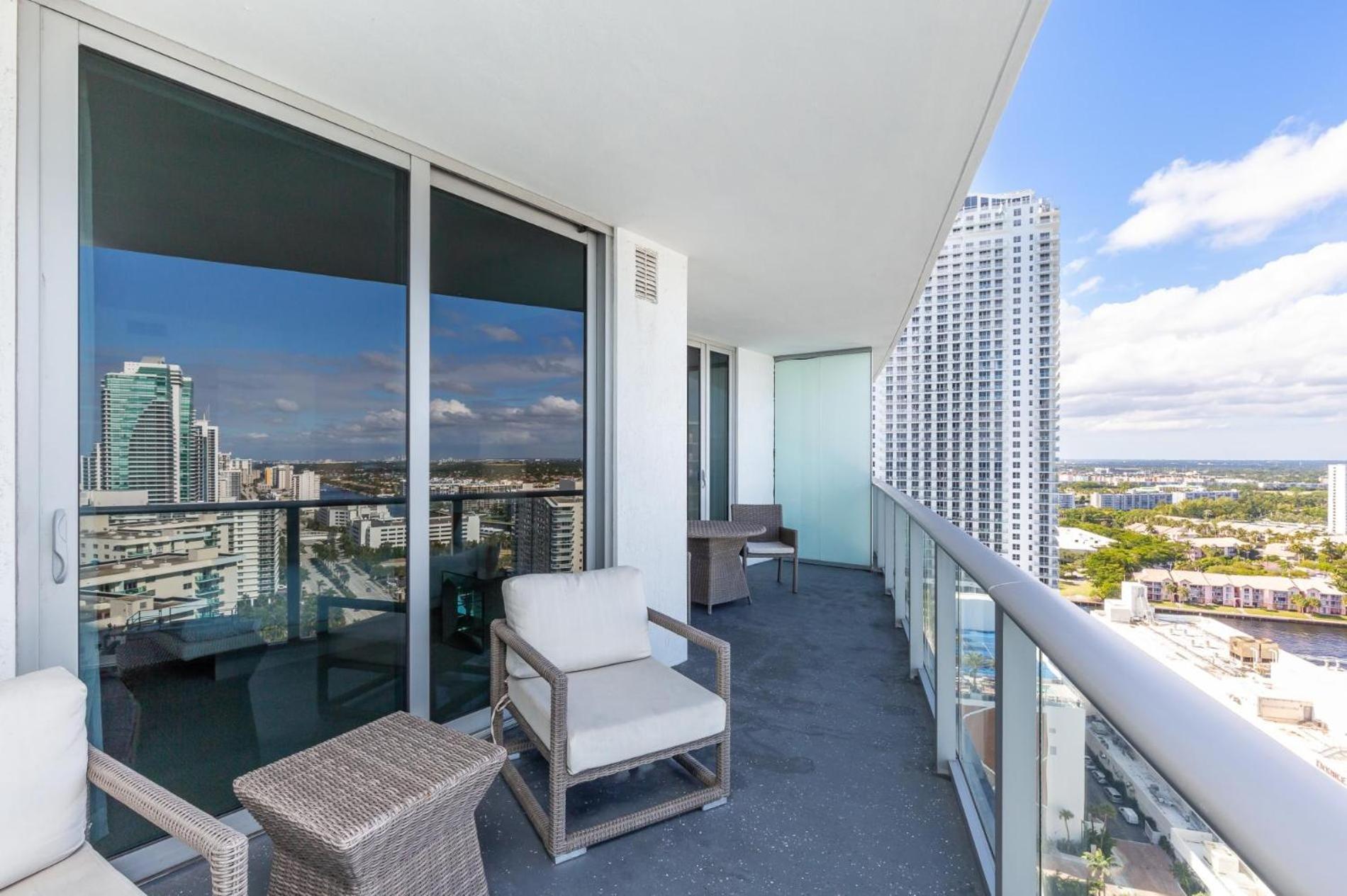 הלנדל ביץ' Ocean View 1 Bed On The Beach 19Th Floor Hollywood מראה חיצוני תמונה