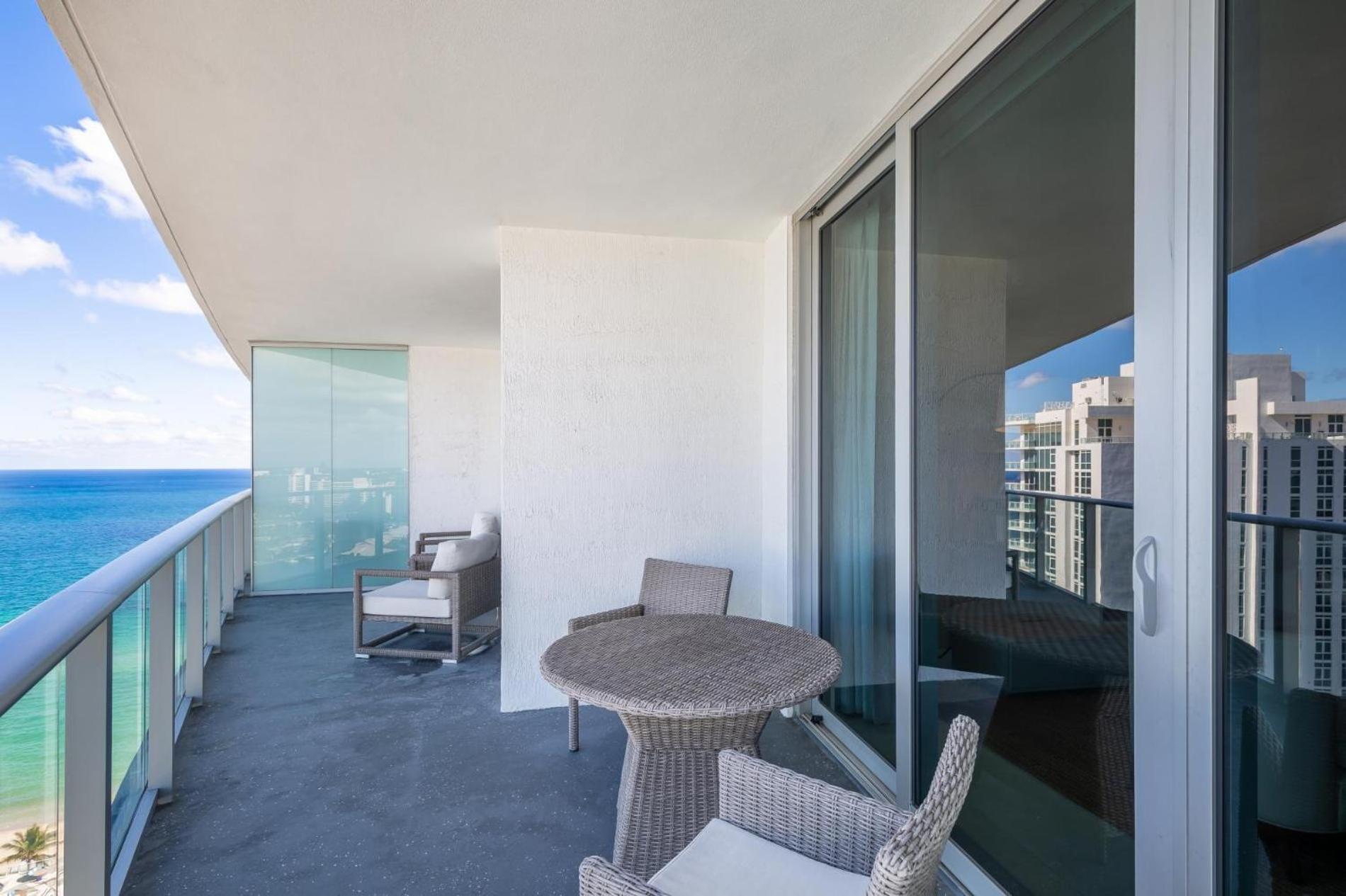 הלנדל ביץ' Ocean View 1 Bed On The Beach 19Th Floor Hollywood מראה חיצוני תמונה